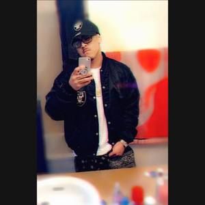 Meet your Posher, Yo jay